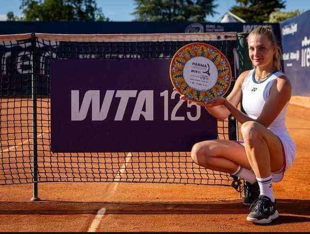 Campeona del WTA Challenger 125 Parma 2026: Dayana Yastremska gana dos partidos hoy para llevarse el titulo