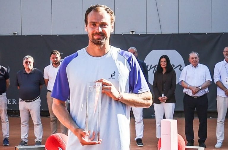 Campeón del ATP Challenger 100 de Mauthausen 2026: Roman Safiullin gana su segundo titulo consecutivo