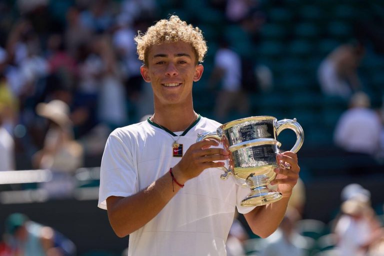 Campeón de Wimbledon júnior 2026: Jordan Lee  tras una brillante remontada ante Cruz Hewitt