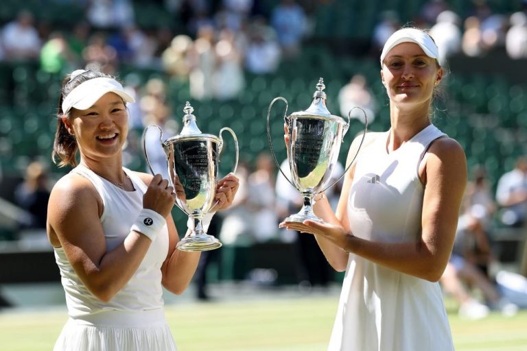 Campeonas de Wimbledon 2026 en dobles femenino: Hanyu Guo & Kristina Mladenovic y levantan su primer Grand Slam como pareja