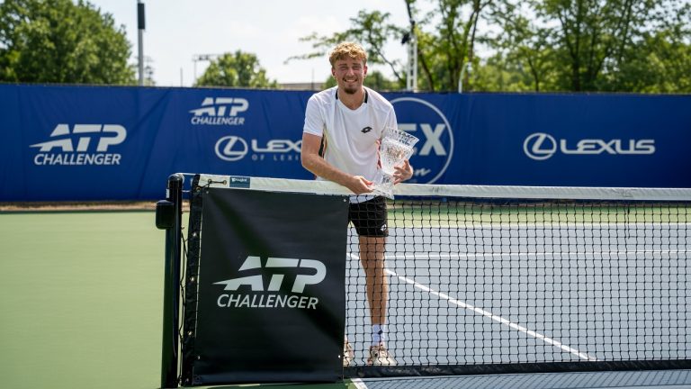 Campeón del ATP Challenger 75 de Lexington 2026: Edas Butvilas tras vencer a Andre Ilagan