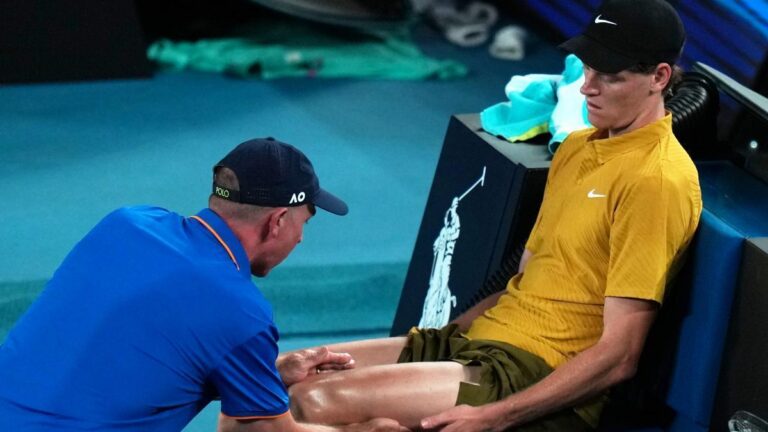 Jannik Sinner termina su temporada 2026 debido a la lesión que arrastra en la rodilla derecha